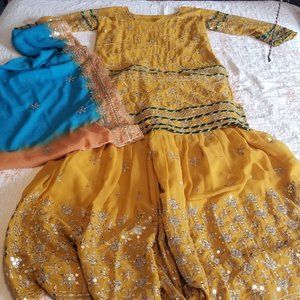 Yello Shahara Salwar Kameez